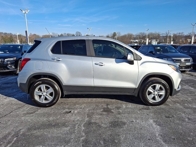 Used 2017 Chevrolet Trax LS image 8