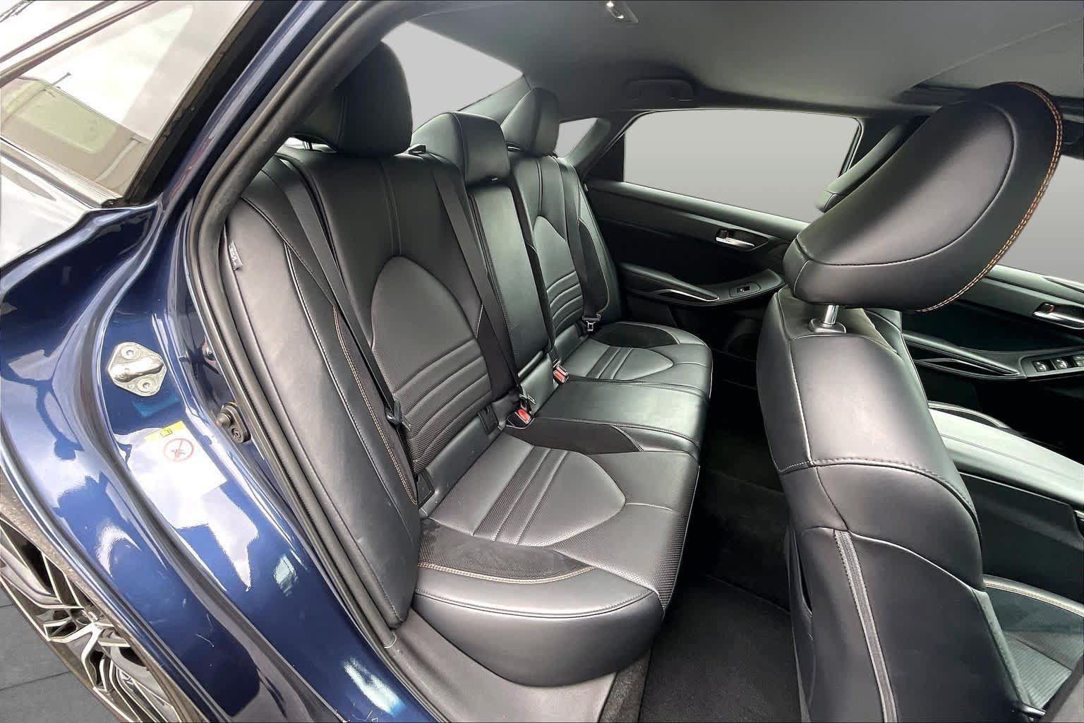 Used 2019 Toyota Avalon XSE w/ Carpet Mat Package FWD image 19