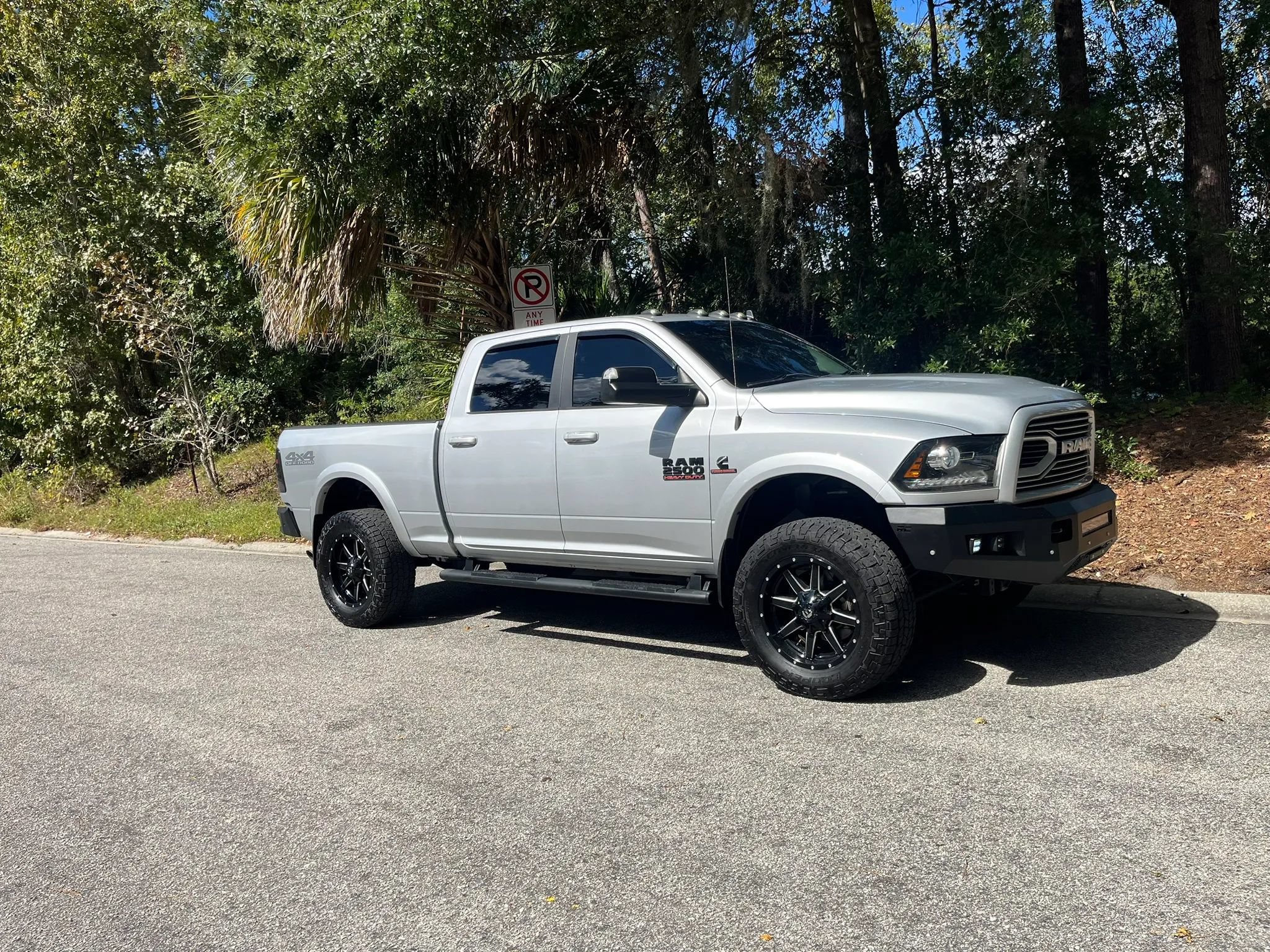 Used 2018 RAM 2500 Big Horn w/ Sport Appearance Group AWD/4WD image 5