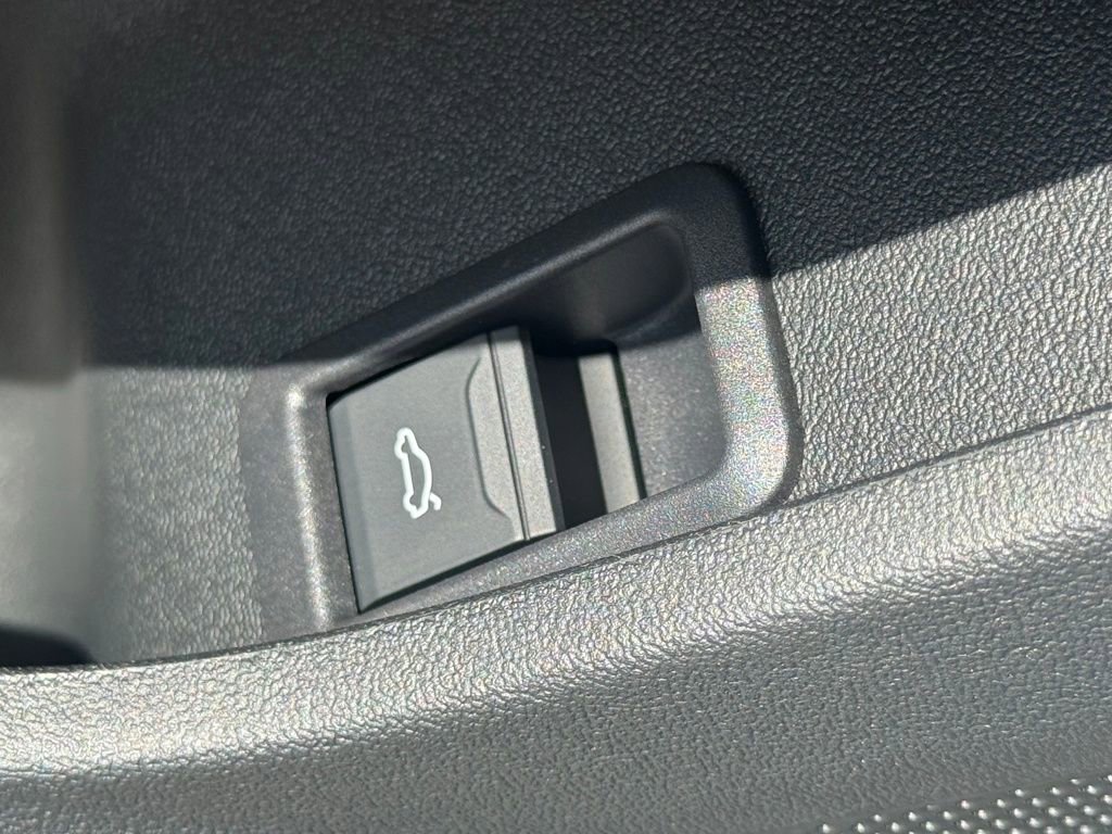 Used 2025 Audi A5 2.0T Premium w/ Convenience Package image 62