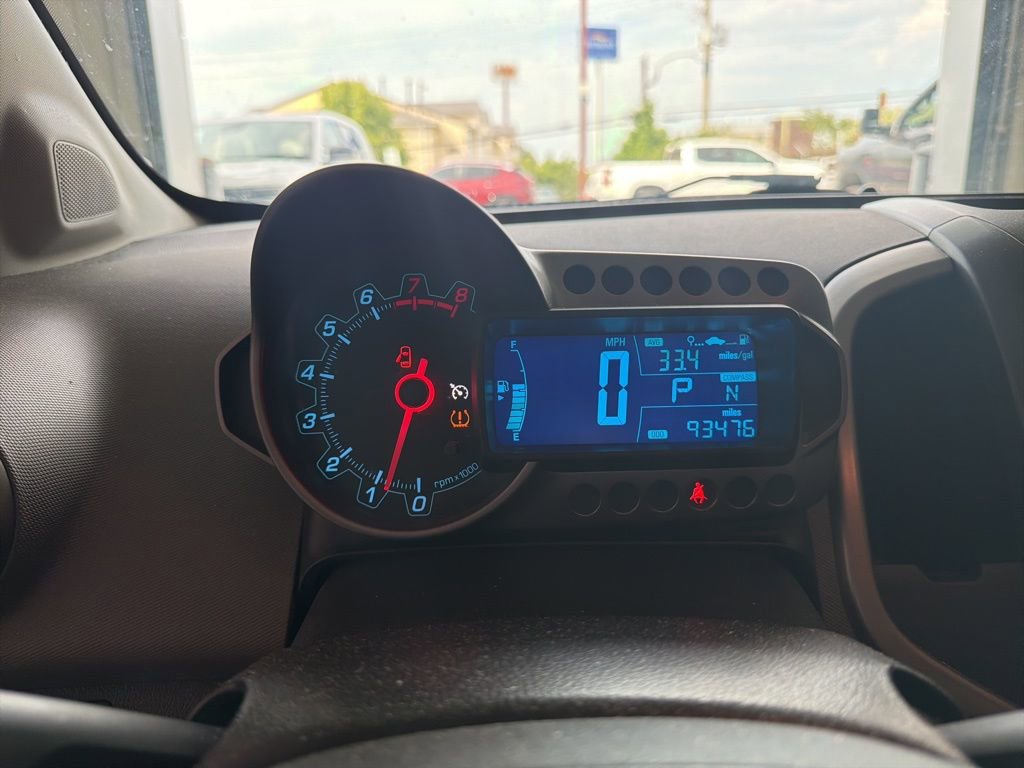 Used 2016 Chevrolet Sonic LT FWD image 8