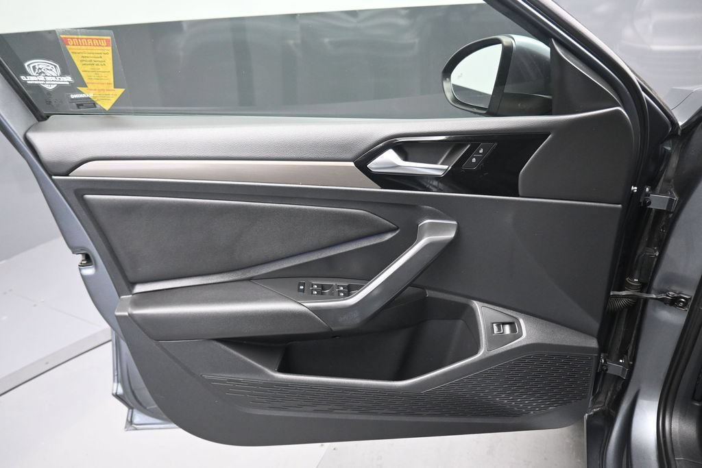 Used 2020 Volkswagen Jetta SEL Premium FWD image 9