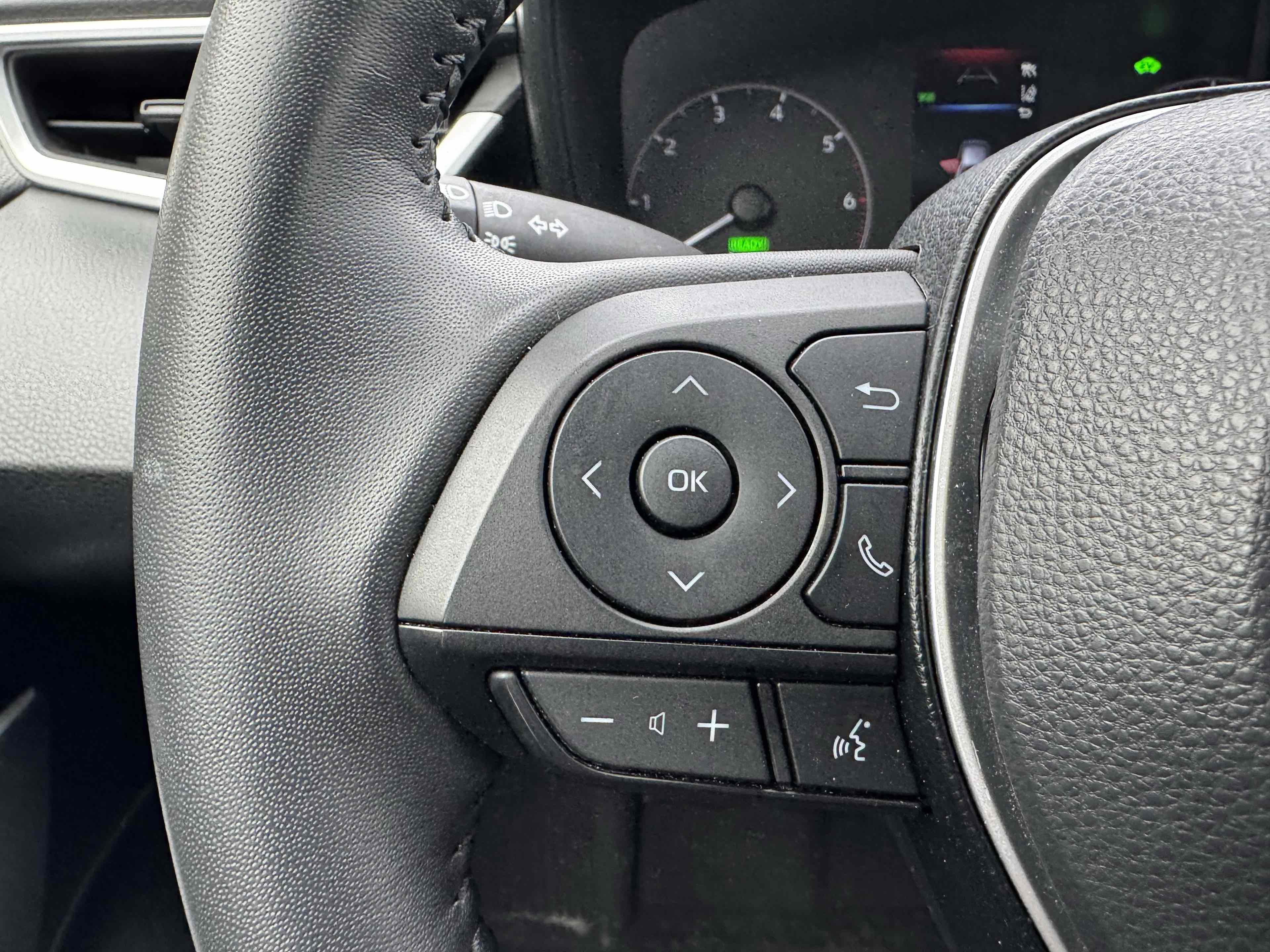 Used 2024 Toyota Corolla SE image 21