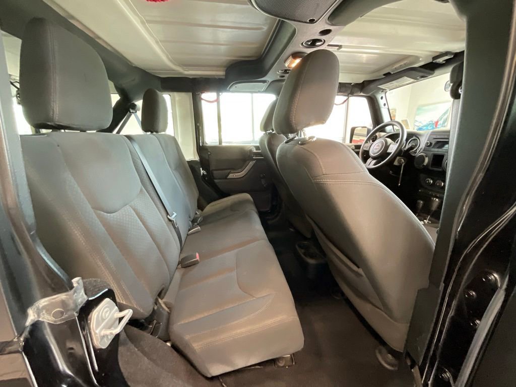Used 2016 Jeep Wrangler Unlimited Sport image 19