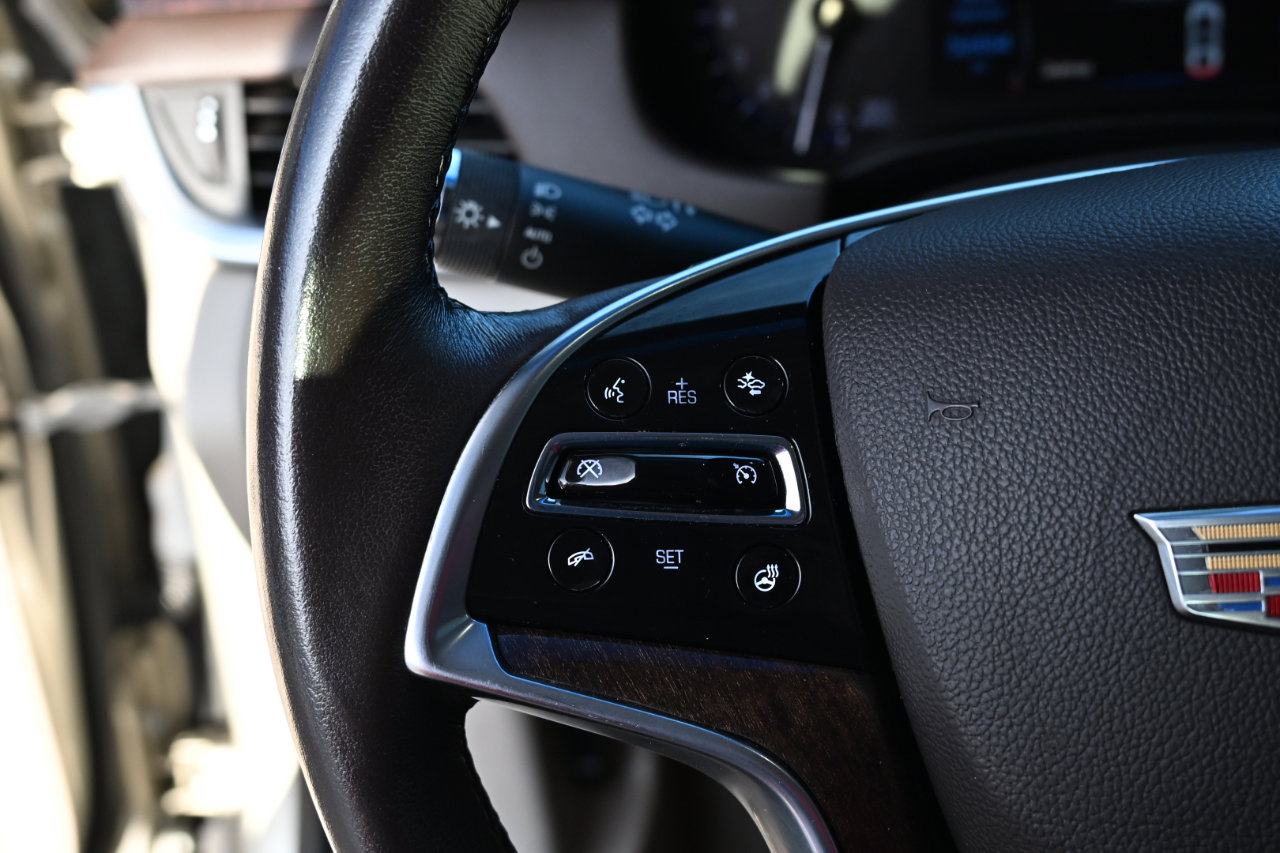 Used 2016 Cadillac XTS Luxury w/ Driver Awareness Package image 17