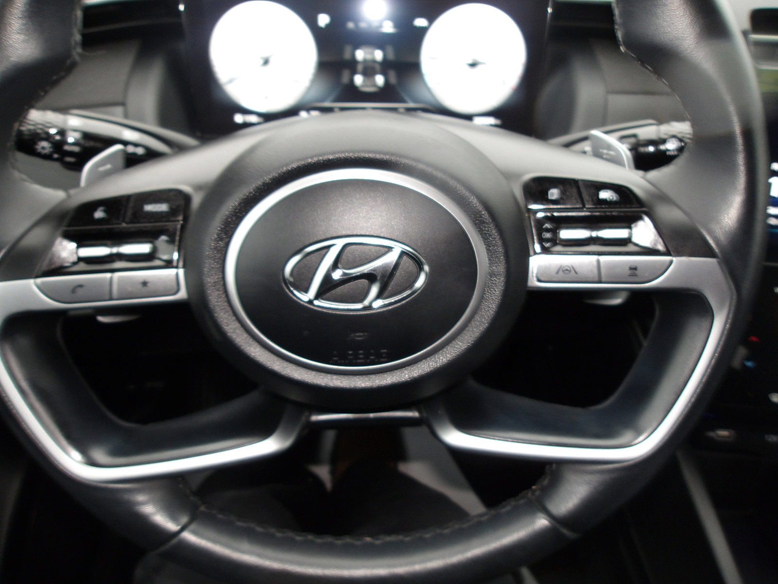 Certified 2022 Hyundai Santa Cruz Limited image 17