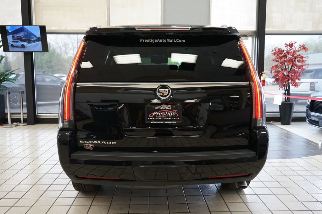 Used 2015 Cadillac Escalade Premium AWD/4WD image 19