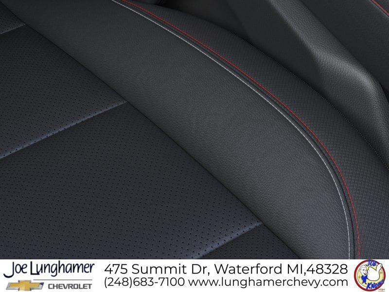 New 2026 Chevrolet Traverse RS w/ LPO, Floor Liner Package AWD/4WD image 33