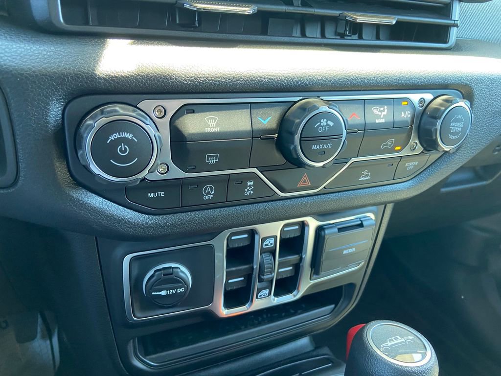 New 2025 Jeep Gladiator Sport image 20