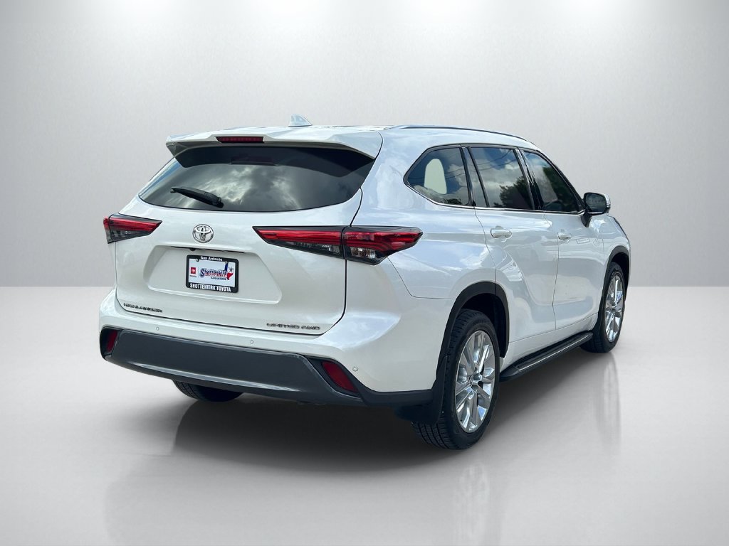 Used 2021 Toyota Highlander Limited AWD/4WD image 5