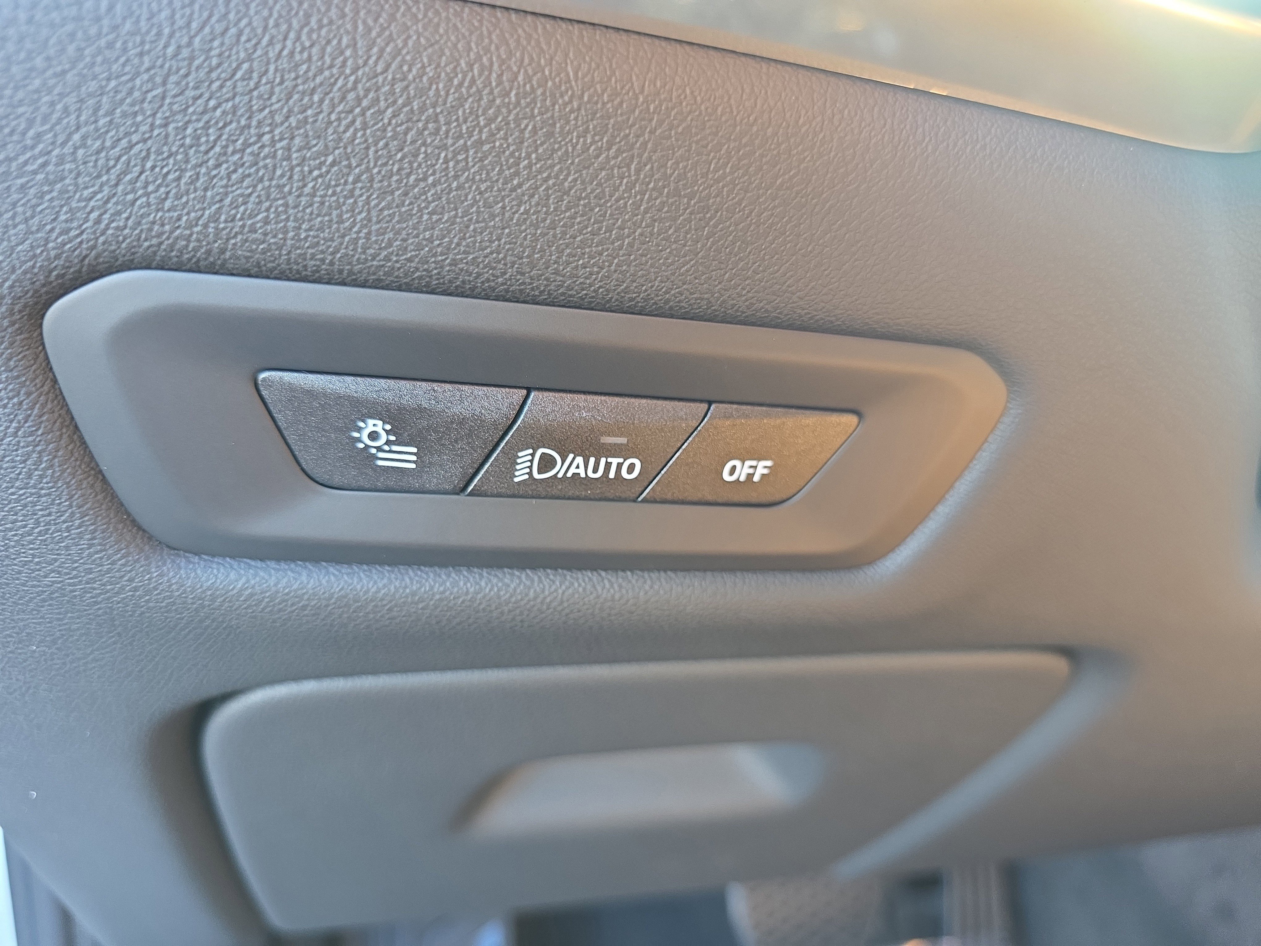 New 2026 BMW X5 xDrive50e image 31