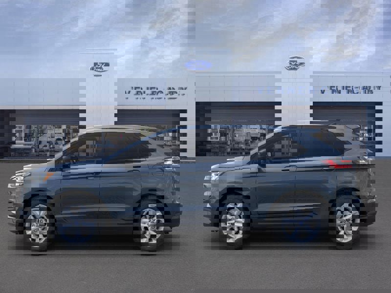 New 2024 Ford Edge SE image 3