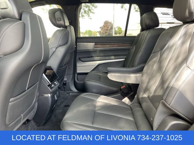 Used 2026 Cadillac Vistiq Sport w/ LPO, Floor Liner Package AWD/4WD image 25