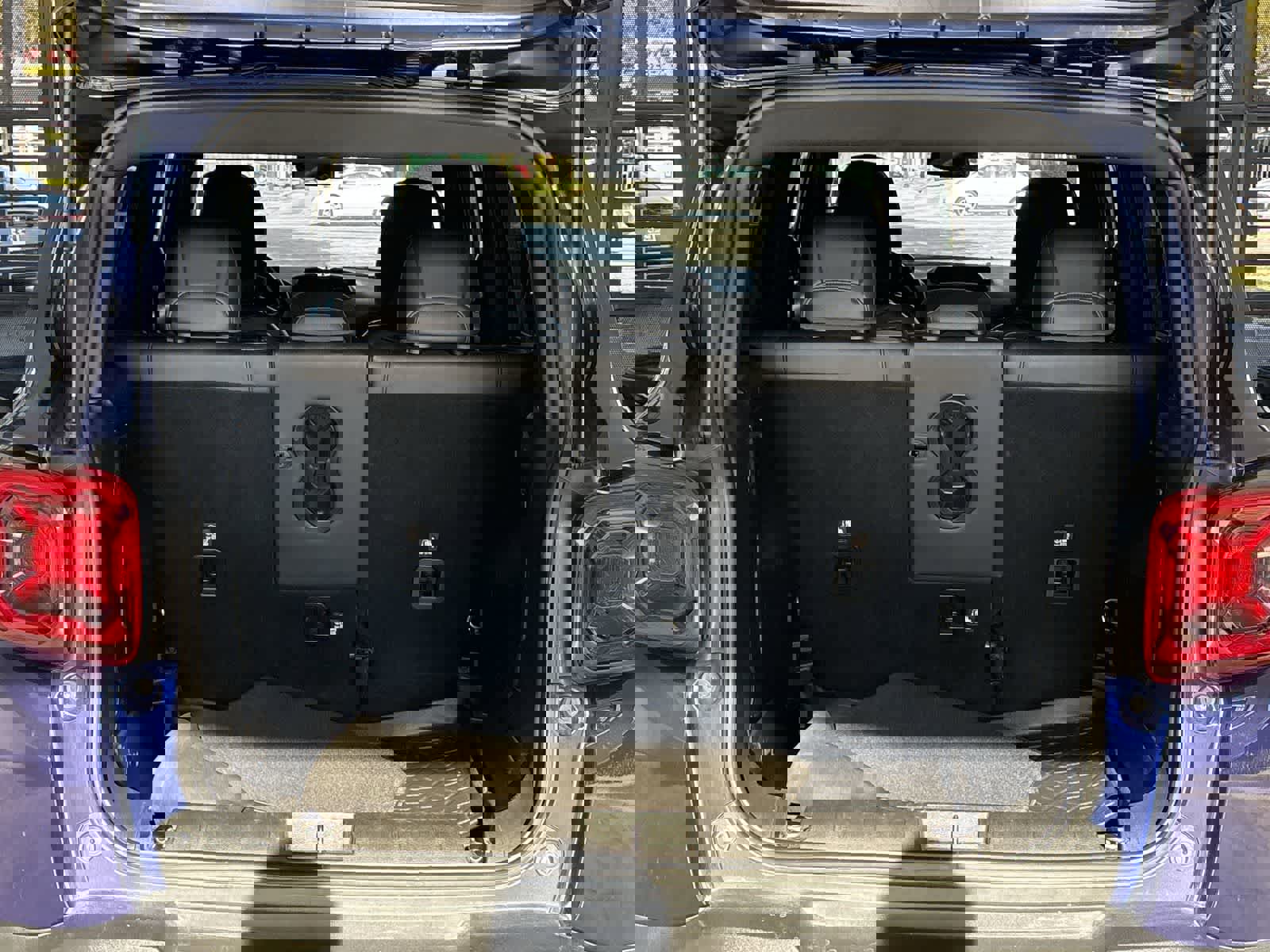 Used 2020 Jeep Renegade Altitude image 18