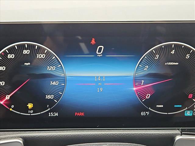 Used 2026 Mercedes-Benz GLB 250 4MATIC image 11