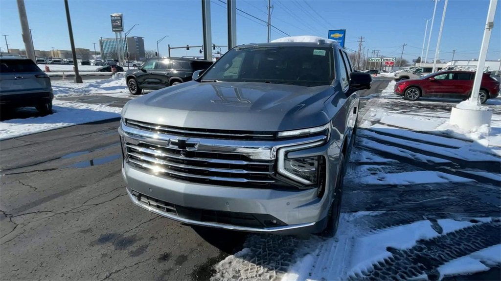 New 2026 Chevrolet Suburban LT w/ Comfort Package image 5