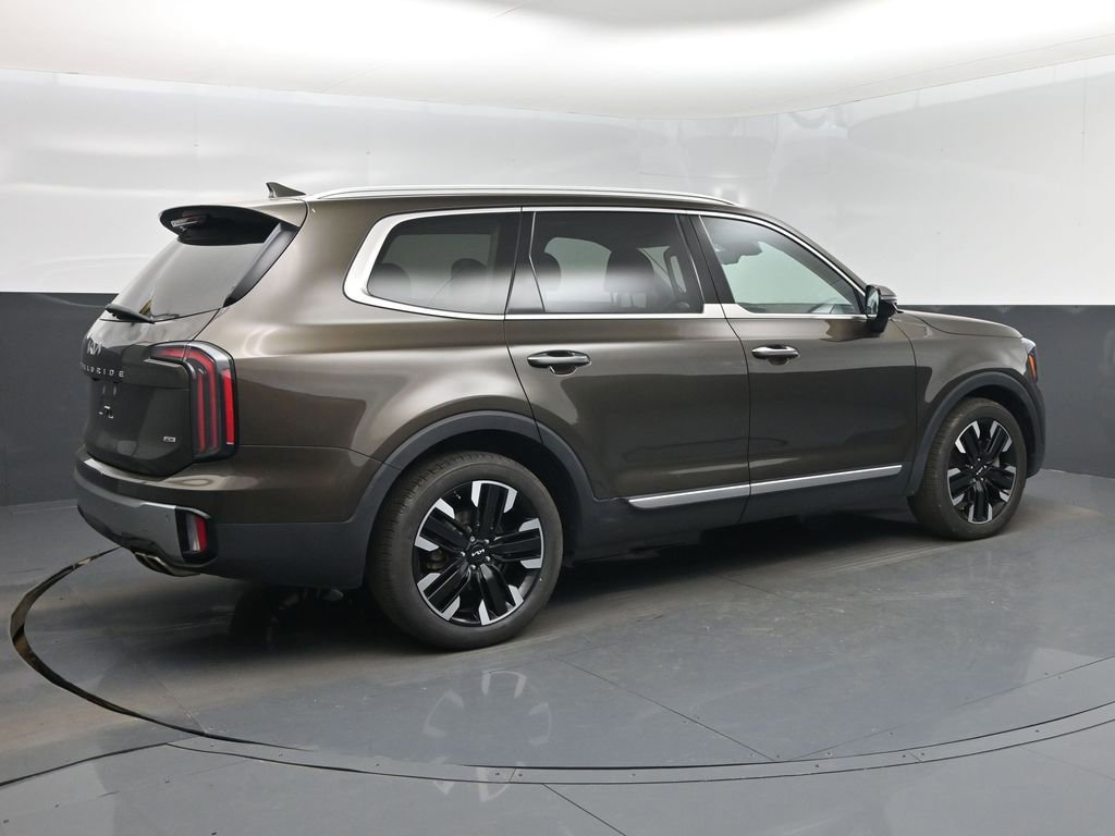 Used 2023 Kia Telluride SX Prestige image 3