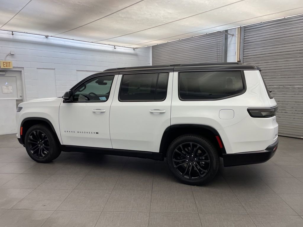 New 2026 Jeep Grand Wagoneer Summit AWD/4WD image 6
