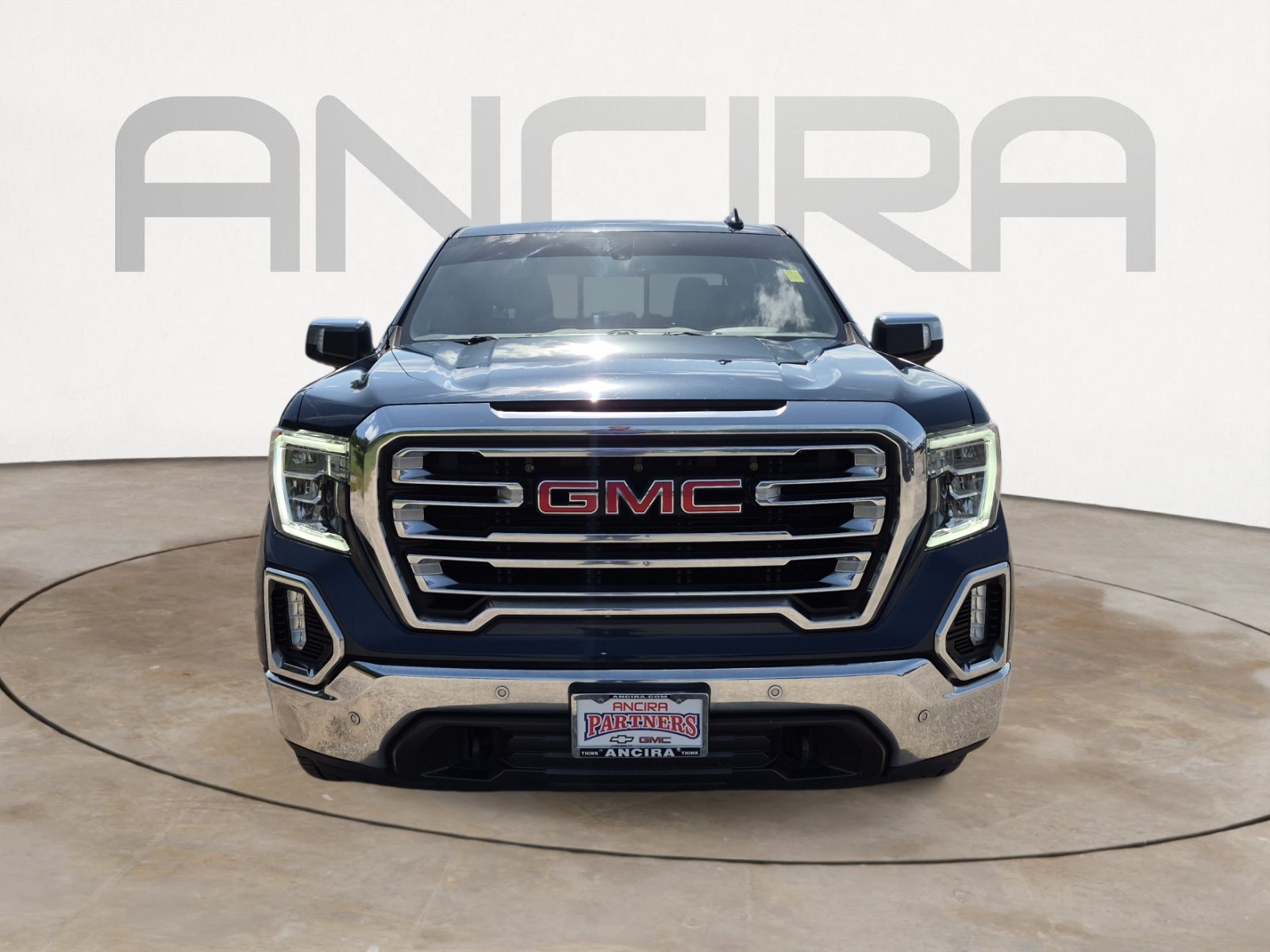 Used 2022 GMC Sierra 1500 SLT AWD/4WD image 4