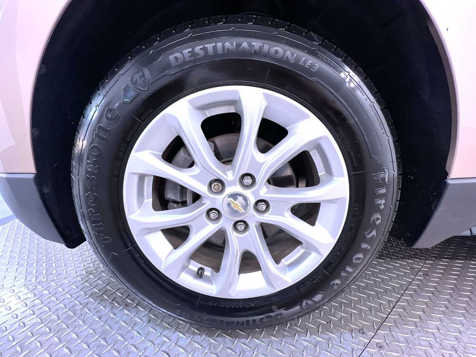 Used 2019 Chevrolet Equinox LS w/ LS Convenience Package AWD/4WD image 10