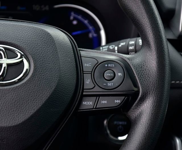 Certified 2024 Toyota RAV4 XLE w/ Convenience Package image 18