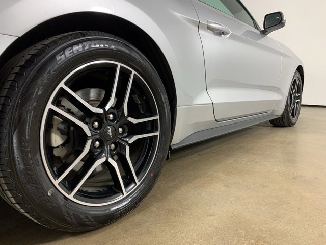 Used 2018 Ford Mustang Premium image 9