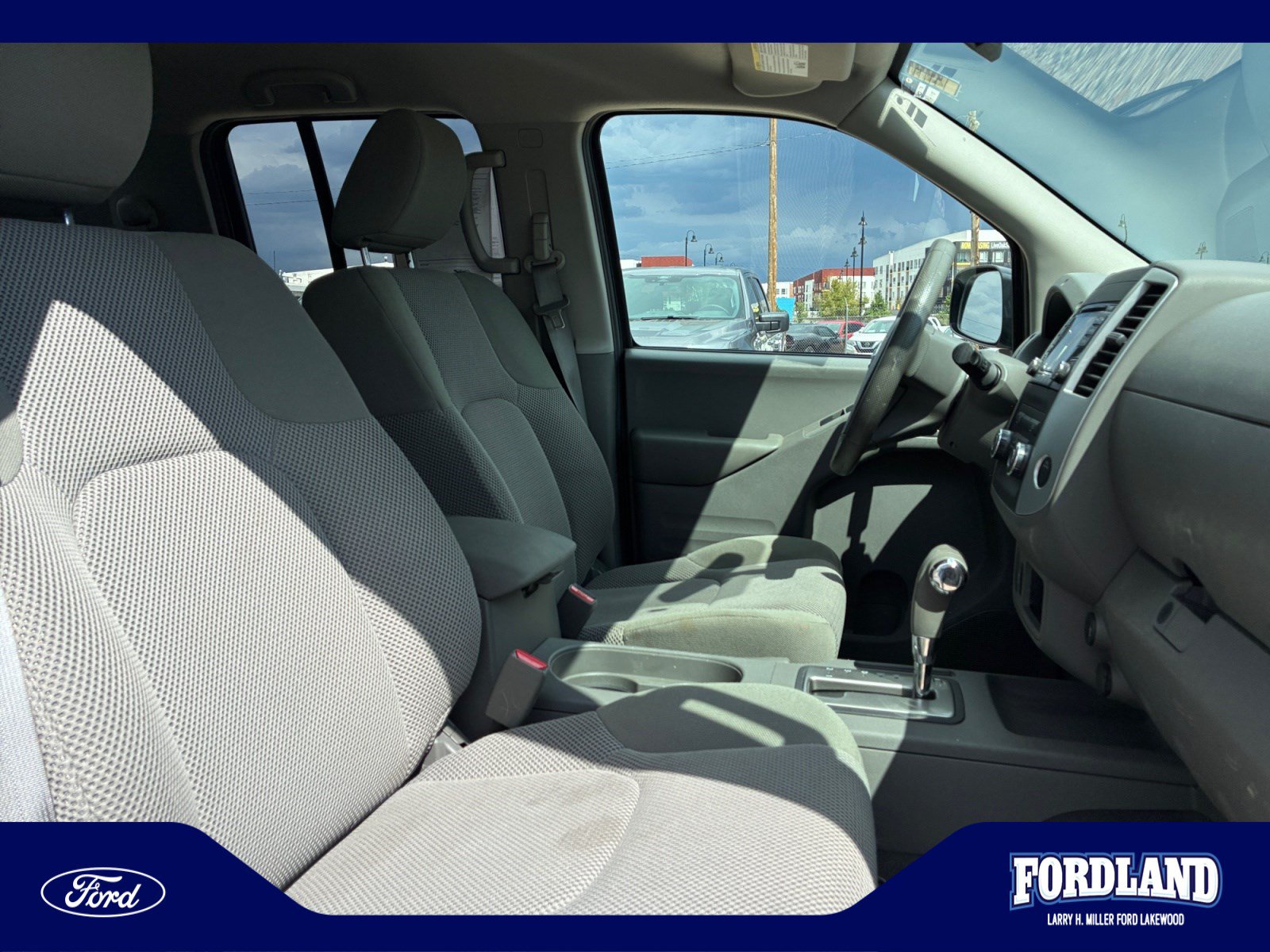 Used 2018 Nissan Frontier SV RWD image 19
