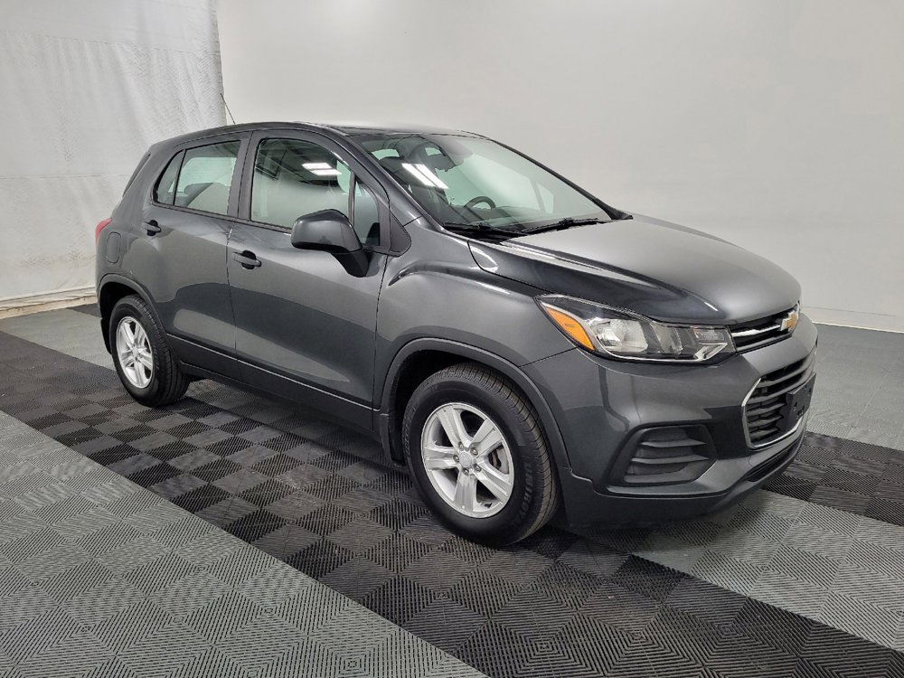 Used 2020 Chevrolet Trax LS w/ LPO, Protection Package FWD image 11