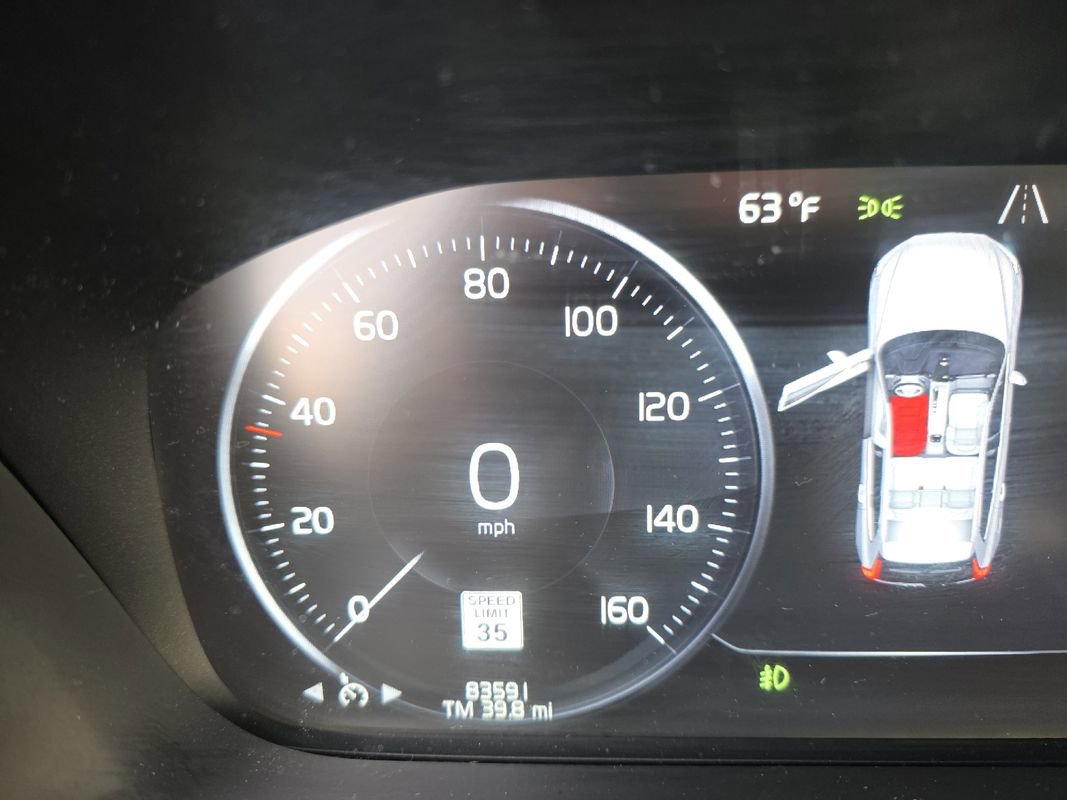 Used 2020 Volvo XC60 T5 Inscription w/ Protection Package image 25