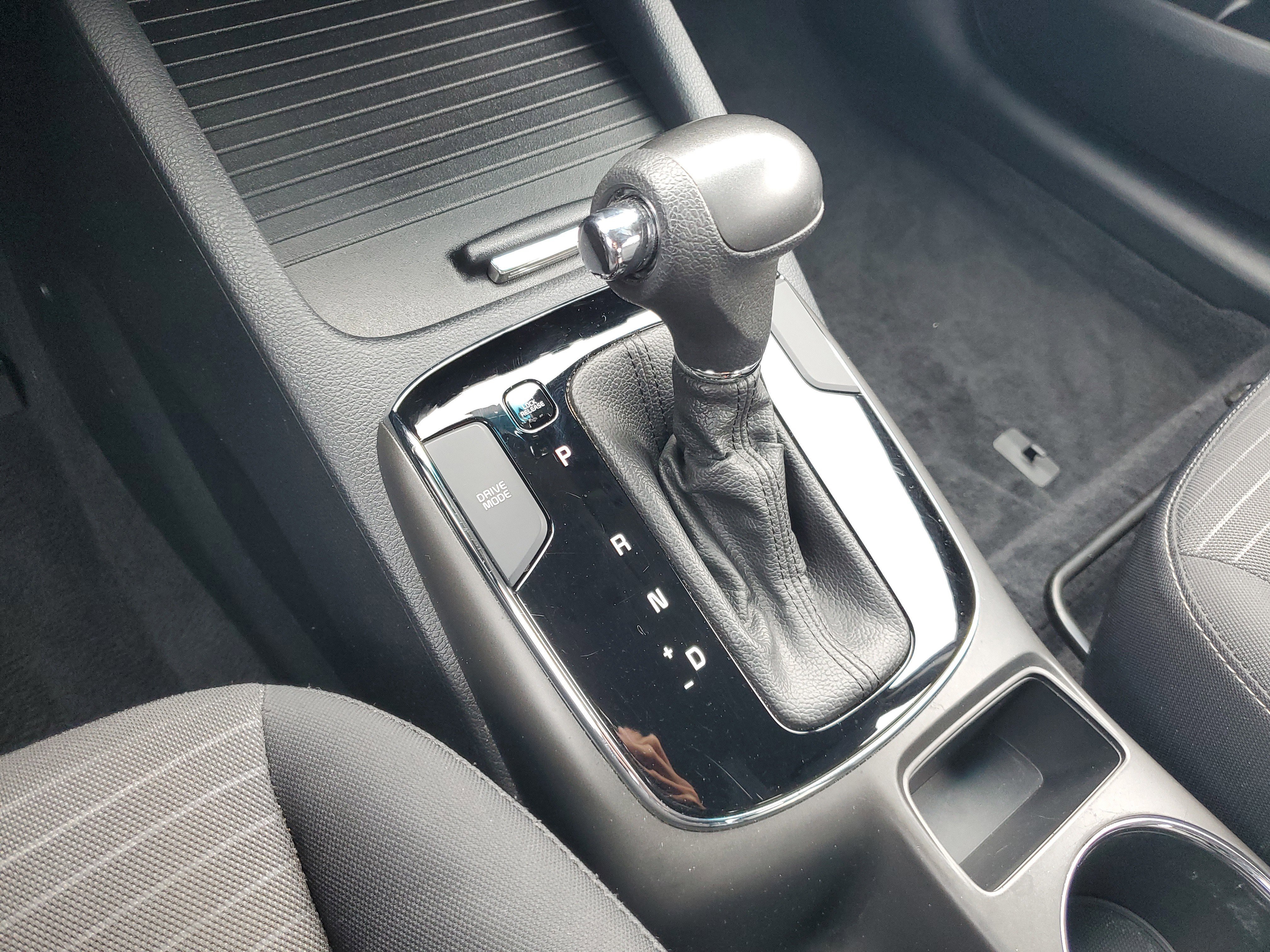 Used 2017 Kia Forte LX w/ LX Popular Package image 33