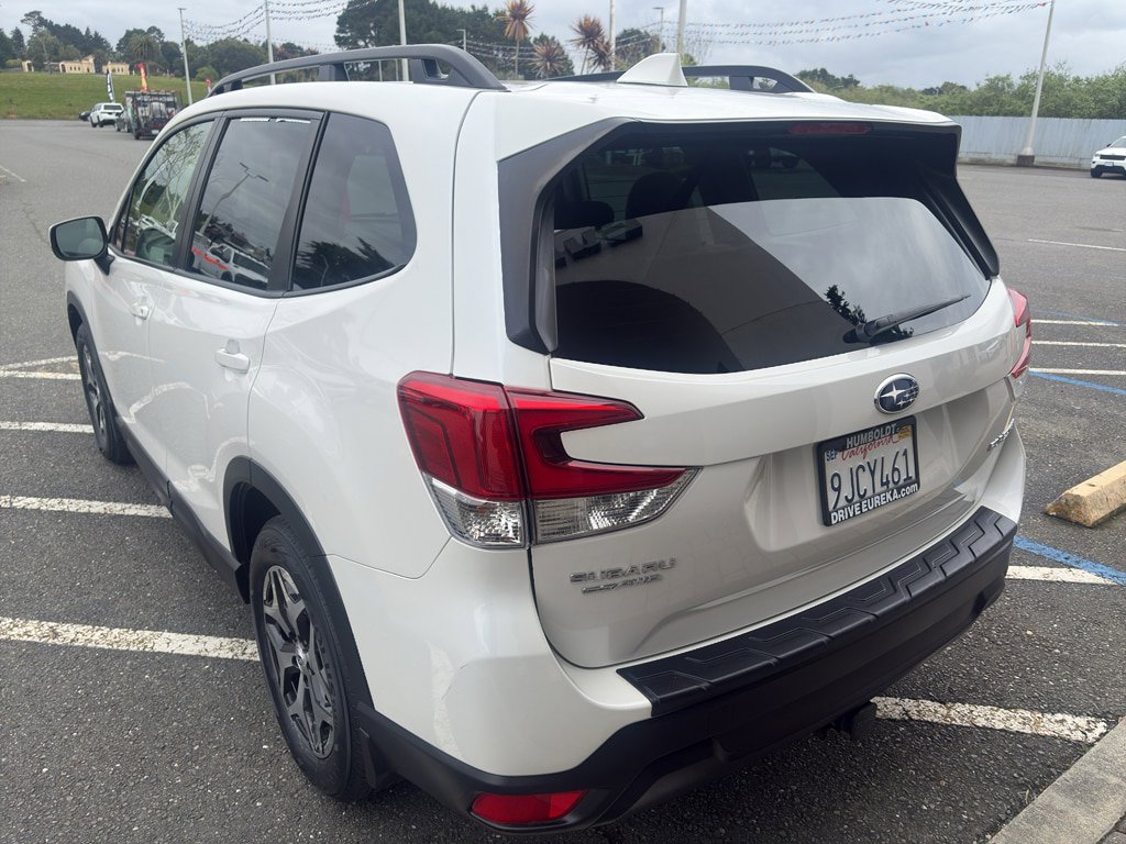 Used 2023 Subaru Forester Premium AWD/4WD image 15