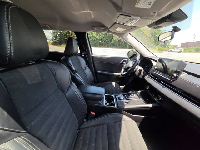 Used 2024 Mitsubishi Outlander SE AWD/4WD image 7