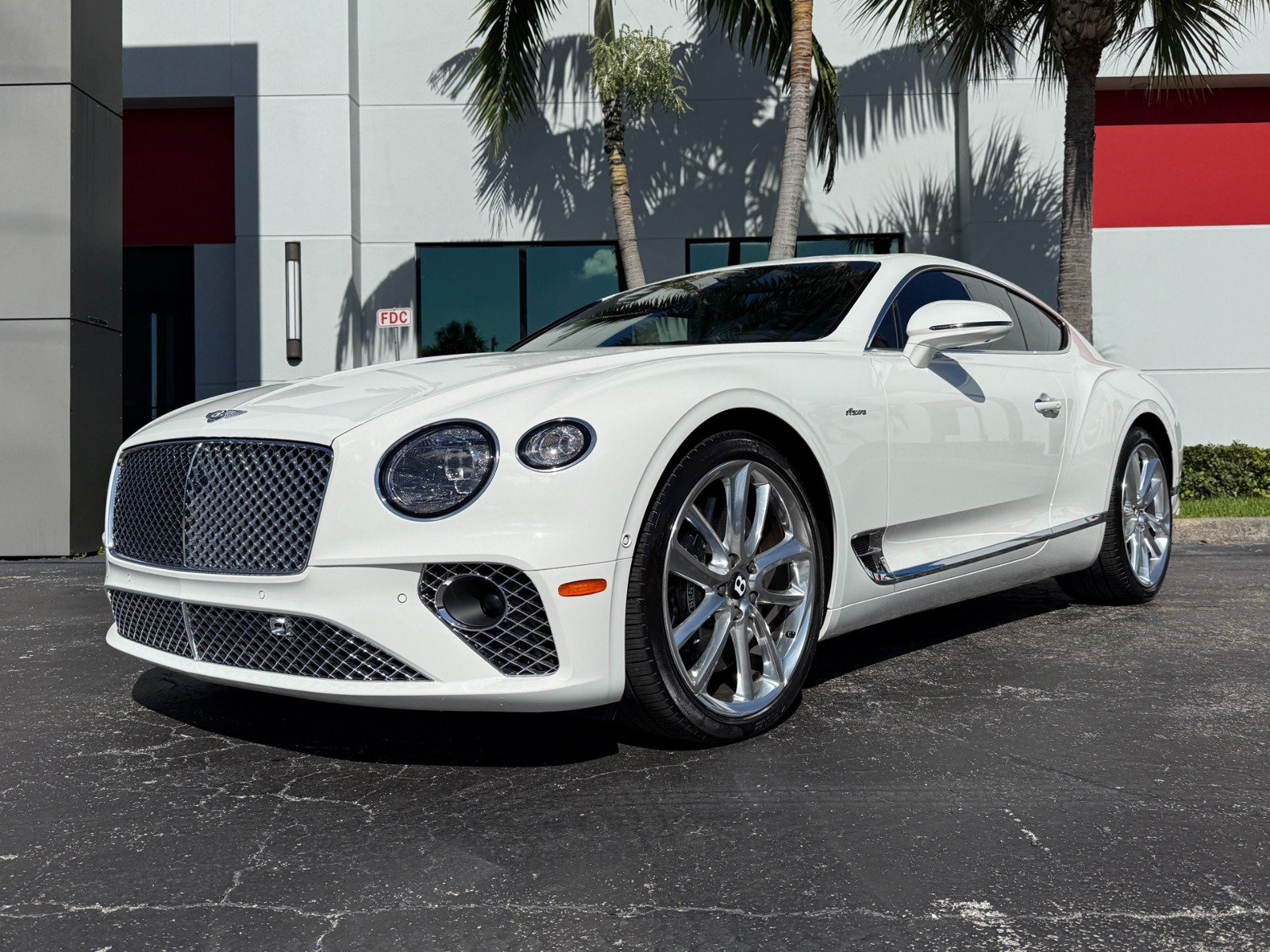 Used 2023 Bentley Continental GT Azure AWD/4WD image 35