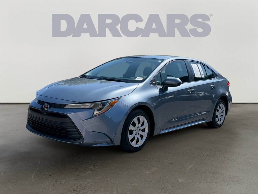 Used 2024 Toyota Corolla LE FWD image 3