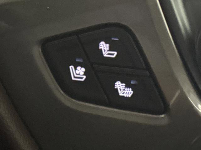 Used 2016 Chevrolet Silverado 1500 High Country w/ High Country Premium Package image 8