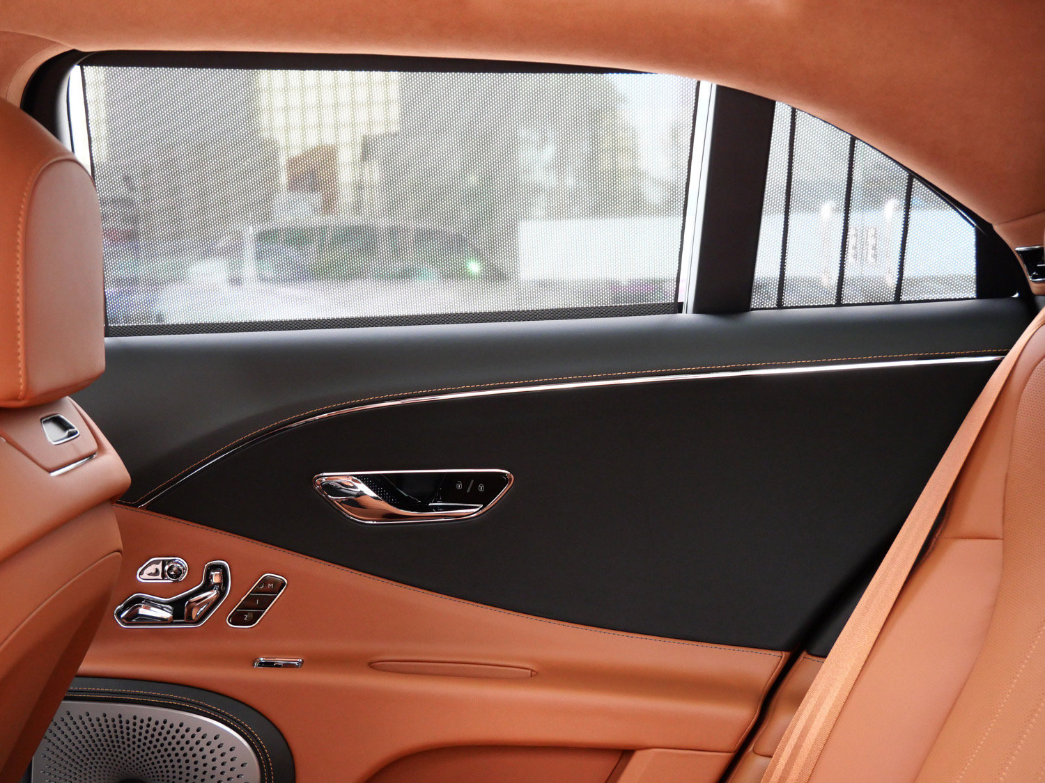New 2026 Bentley Flying Spur V8 AWD/4WD image 21