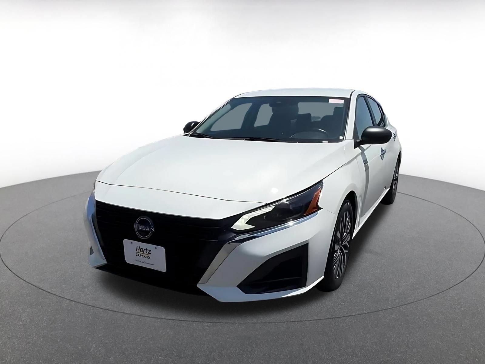 Used 2025 Nissan Altima 2.5 SV FWD image 7