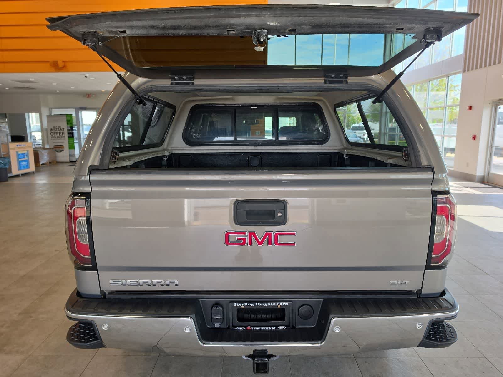 Used 2017 GMC Sierra 1500 SLT w/ SLT Premium Package AWD/4WD image 33