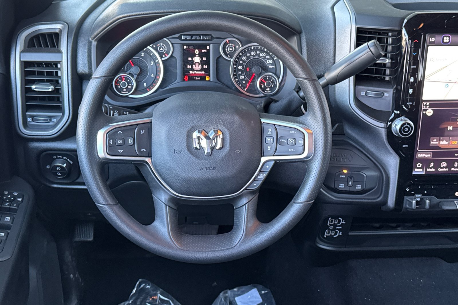 New 2027 RAM 2500 Tradesman AWD/4WD image 13