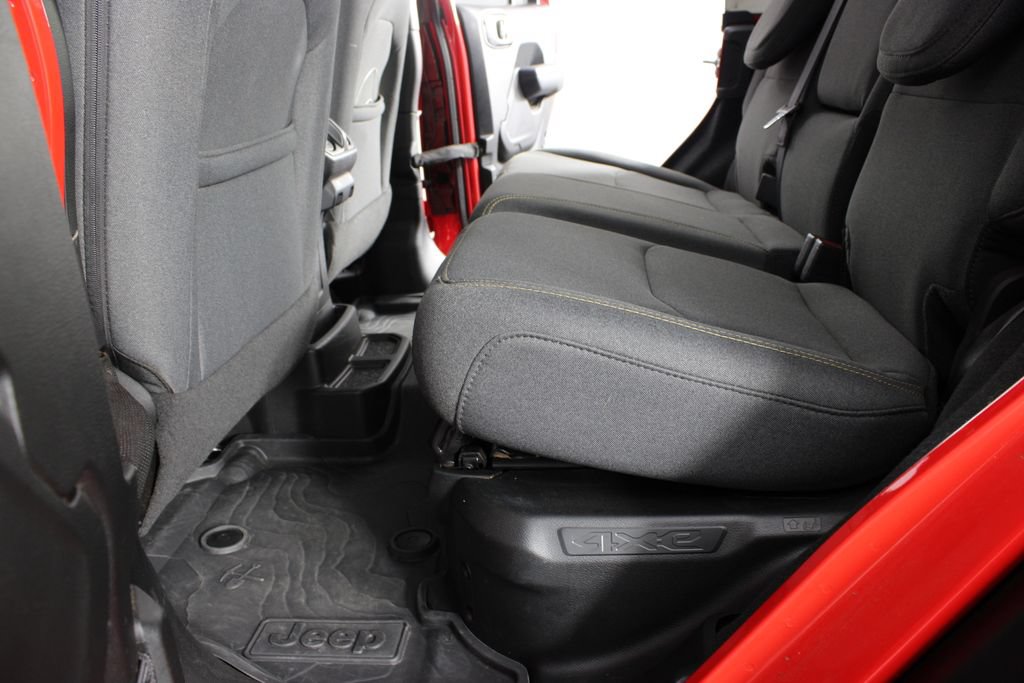 Used 2025 Jeep Wrangler Unlimited Sport S 4xe AWD/4WD image 16