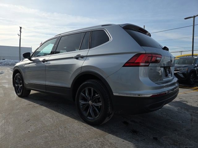 Used 2022 Volkswagen Tiguan SE image 5