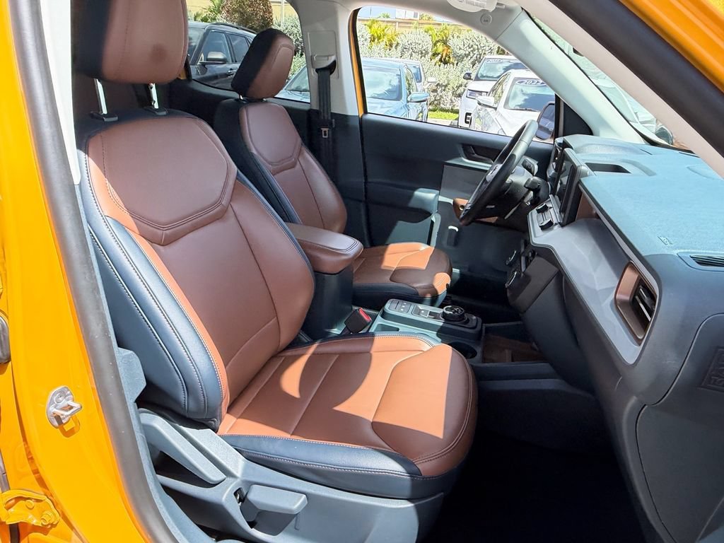 Certified 2023 Ford Maverick Lariat w/ Lariat Luxury Package FWD image 17