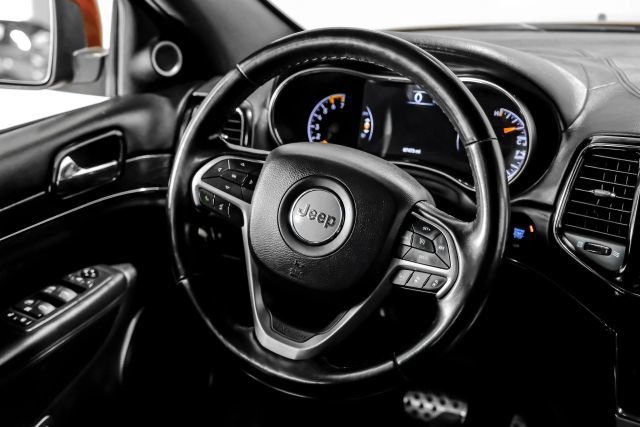 Used 2020 Jeep Grand Cherokee High Altitude AWD/4WD image 17