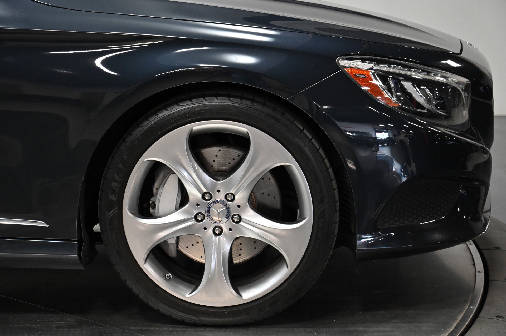 Used 2015 Mercedes-Benz S 550 4MATIC Coupe image 44