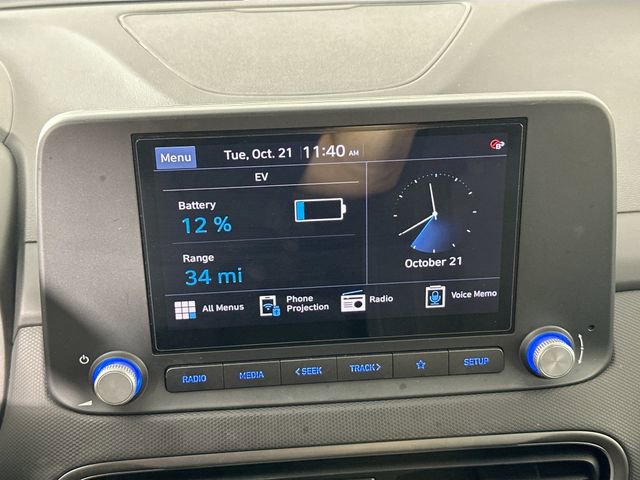 Used 2023 Hyundai Kona SE w/ Cargo Package image 11