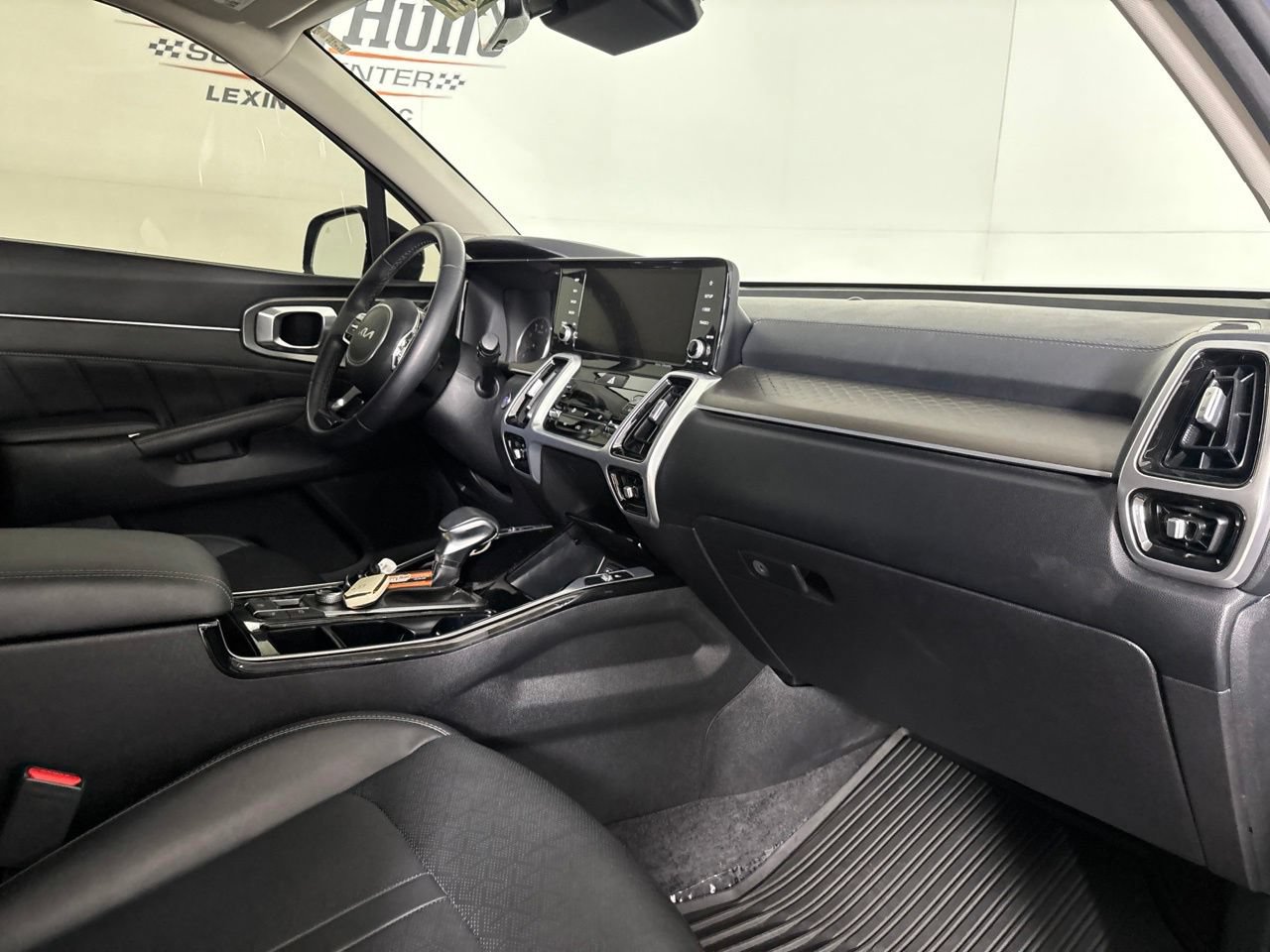 Used 2022 Kia Sorento SX AWD/4WD image 31