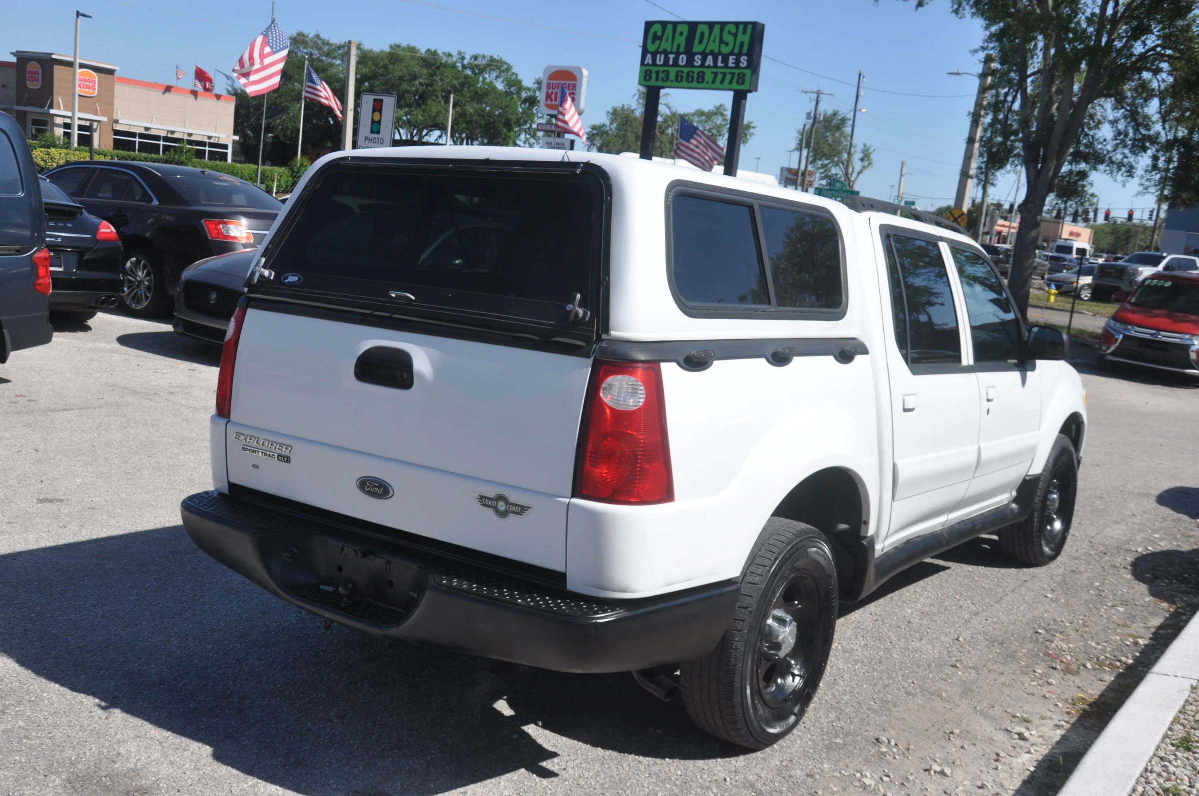 Used 2004 Ford Explorer Sport Trac XLT AWD/4WD image 18