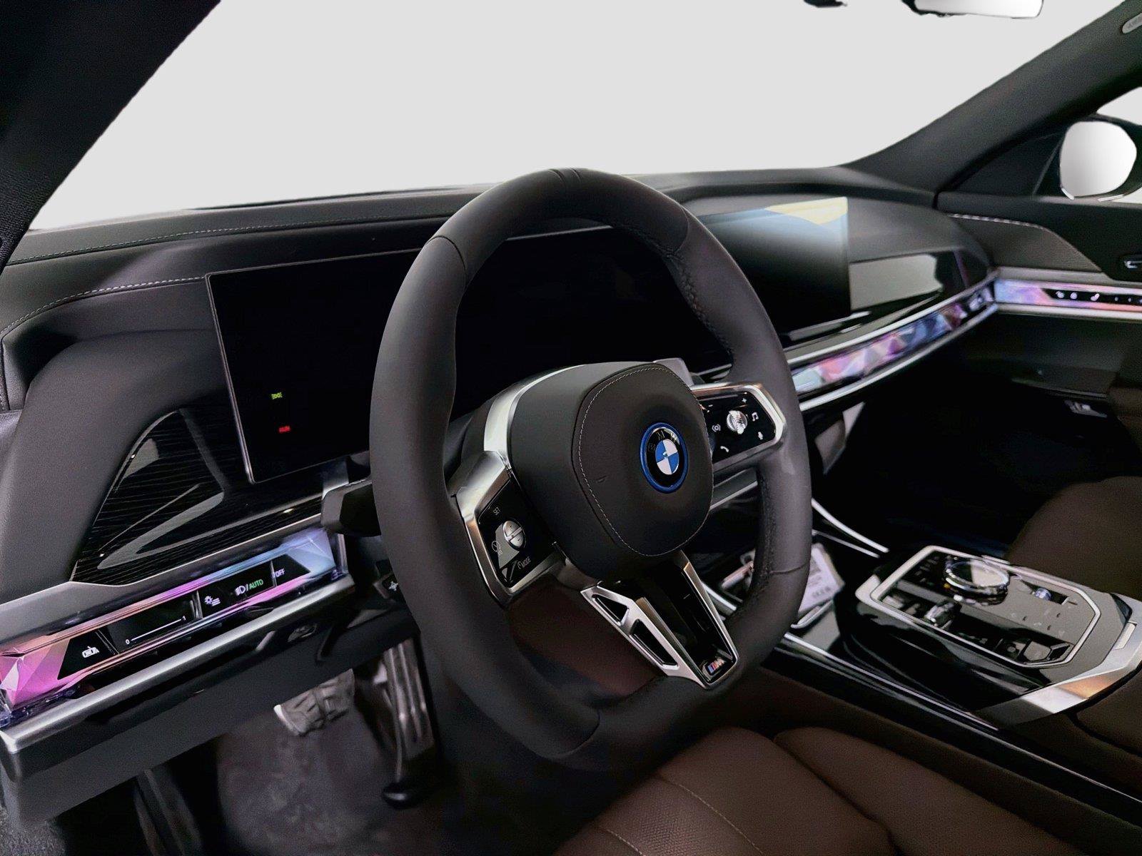 New 2026 BMW 750e xDrive w/ Executive Package AWD/4WD image 9