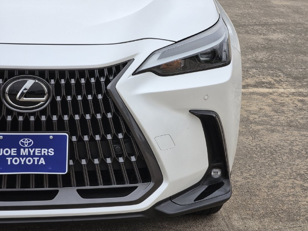 Used 2024 Lexus NX 250 FWD image 4