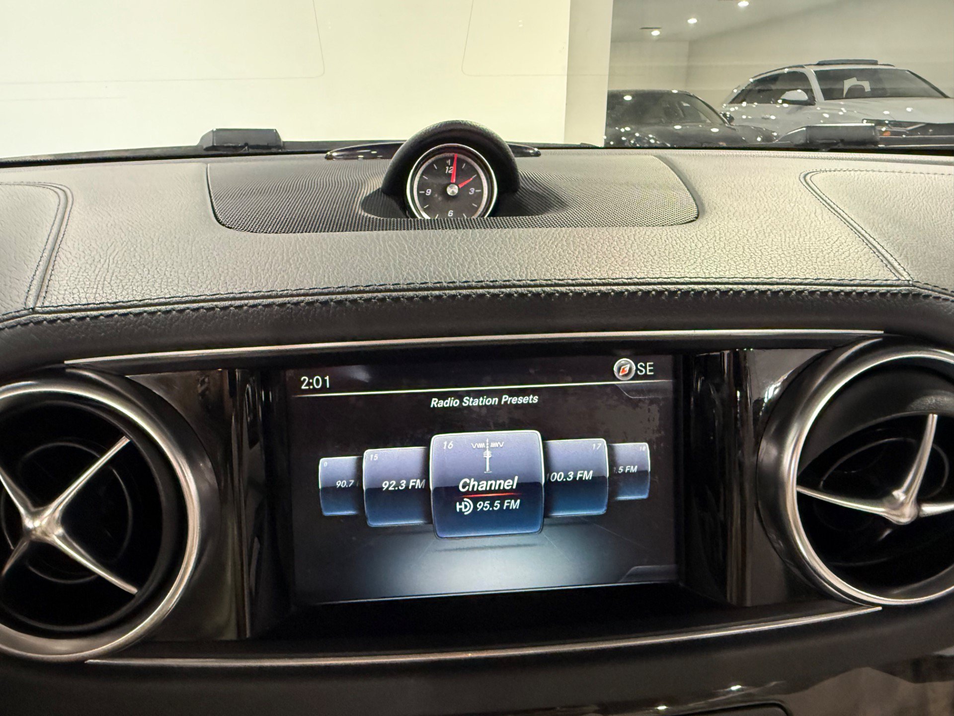 Used 2017 Mercedes-Benz SL 450 image 31